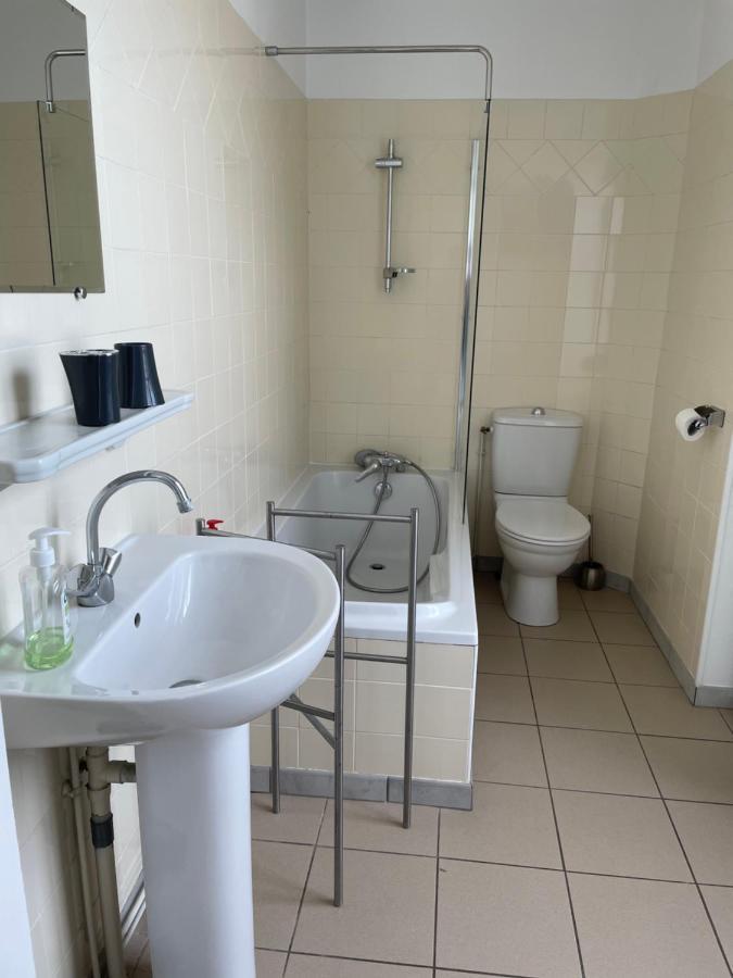 Gite Les Minimes Avallon Exterior foto