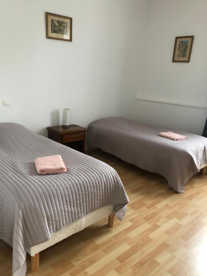 Gite Les Minimes Avallon Exterior foto